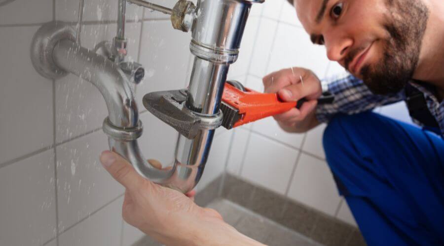 Professional same day plumber services in Howe, OK